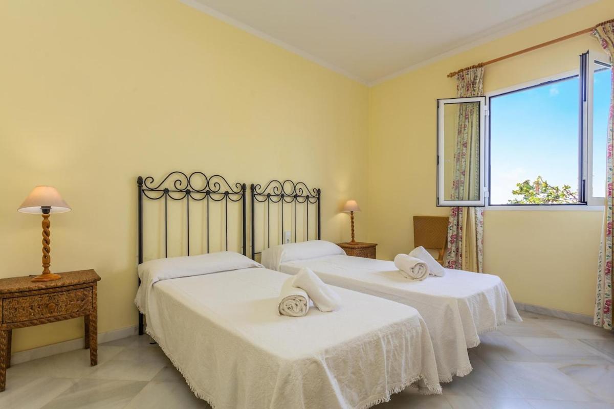 Villa Francisca Sa Caleta Bagian luar foto